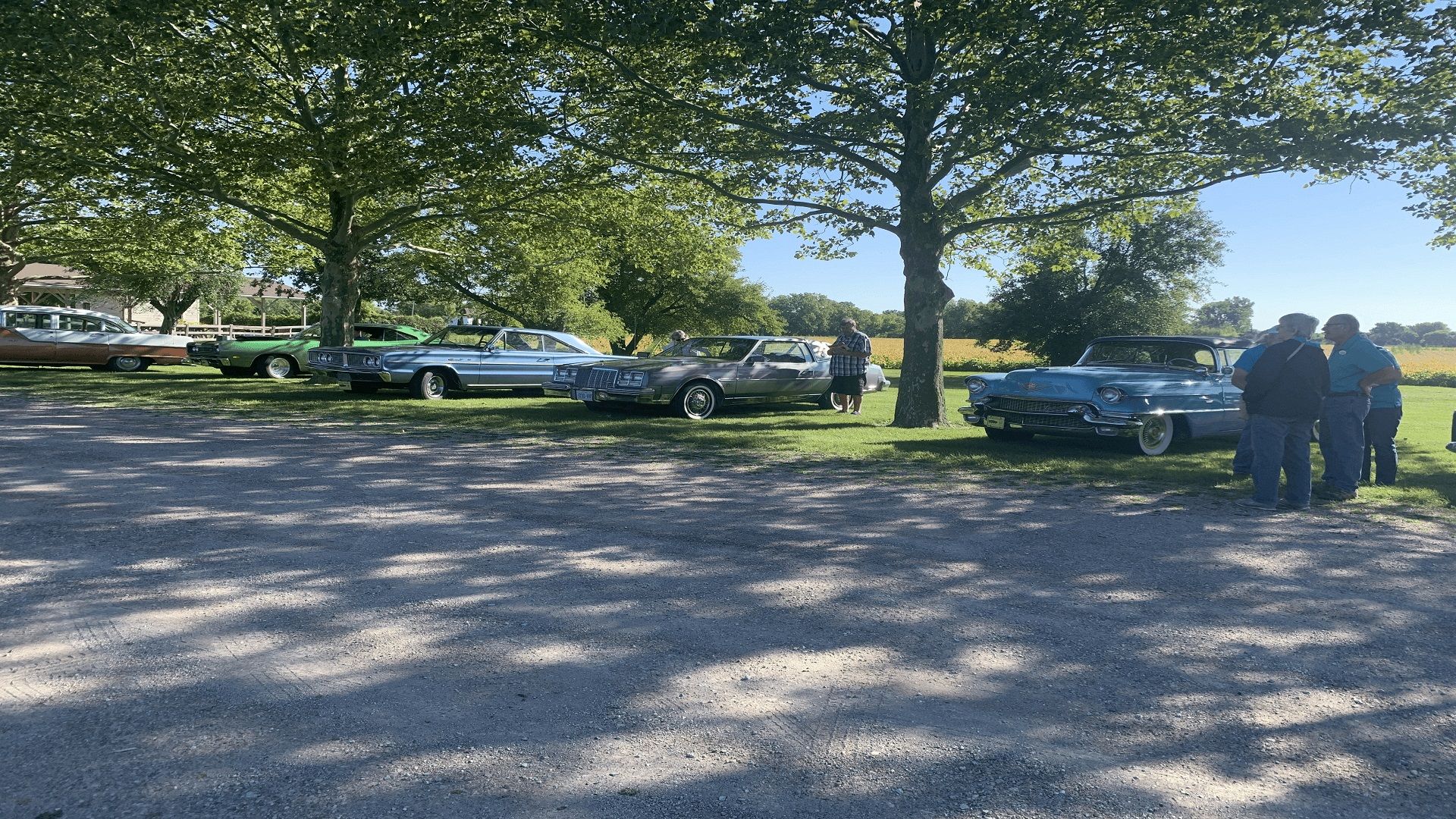 Great pictures of the Lakeside Car show